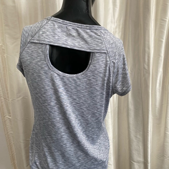 CALVIN KLEIN PERFORMANCE quick dry shirt top tshirt . M - Picture 2 of 9